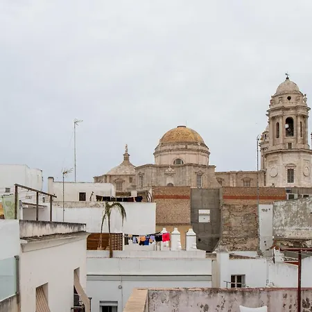 Las Tres Llaves De
